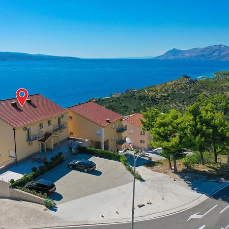 Stunning Apartment In Krvavica With Kitchen Dış mekan fotoğraf